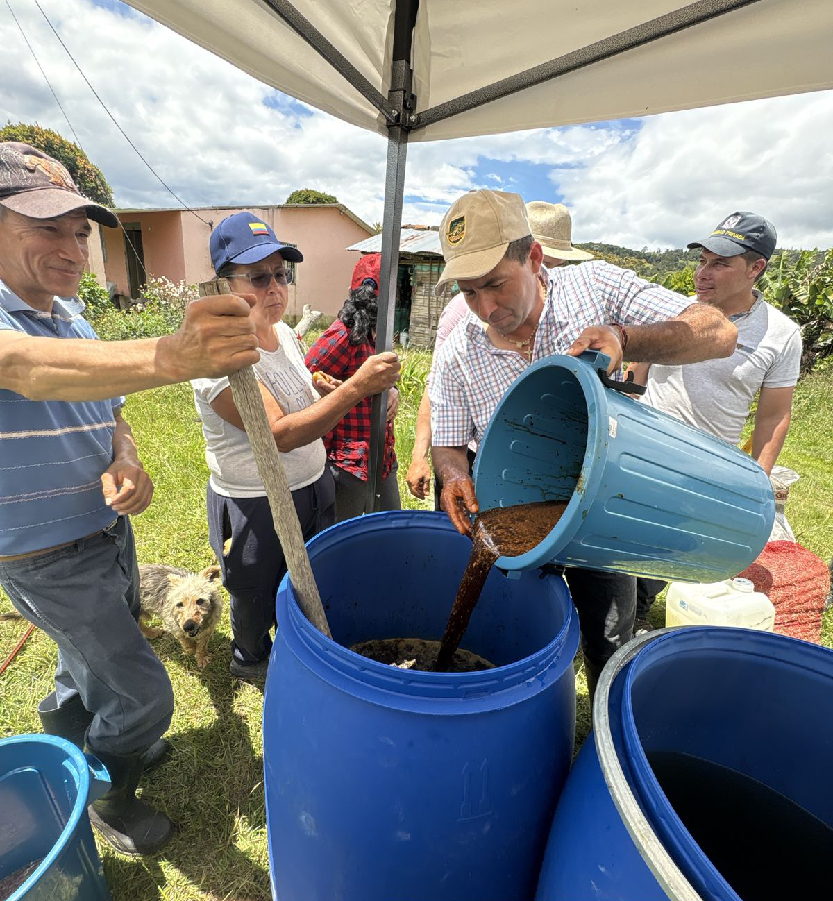 Biofábricas Comunitarias: El motor de la autogestión y el emprendimiento local