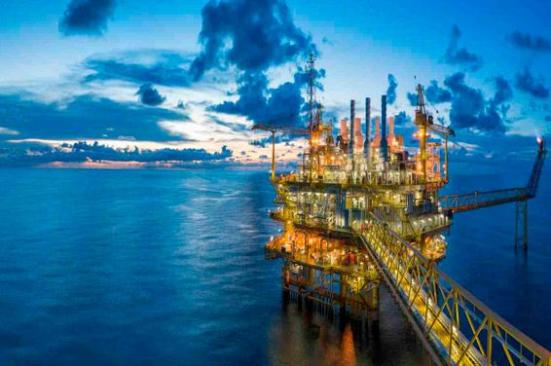 Predicciones del sector de petróleo y gas para 2025 según Wood Mackenzie