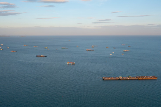 Líos en la ruta alterna para el transporte de crudo global enredan al comercio: ¿todo se pondrá más caro?<